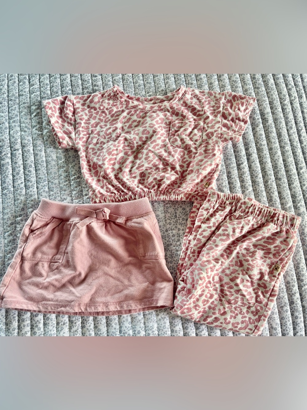 Bear paw 4T girls matching set